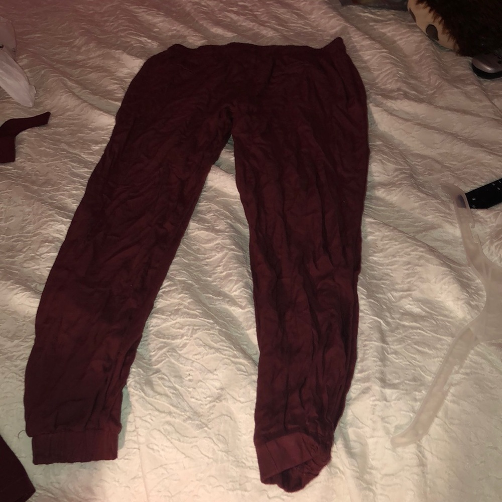 Joggers - Picture 2 of 2